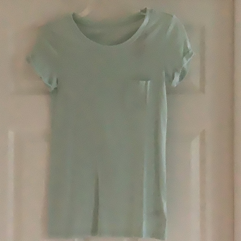 American Eagle favorite t shirt NWT